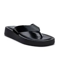 BEACH by MATISSE Sandcastle Chunky Thong Sandal