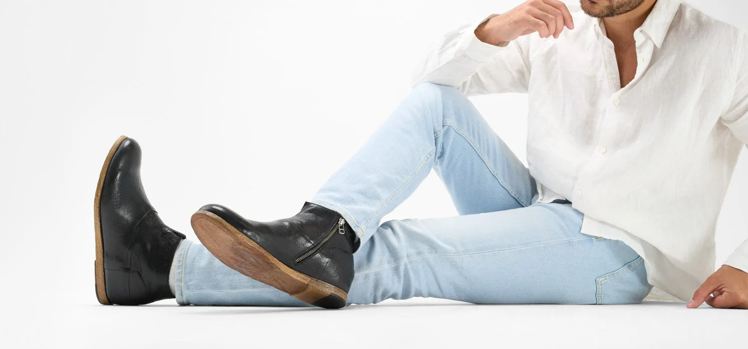 BRUCE rugged-black ankle boots.
