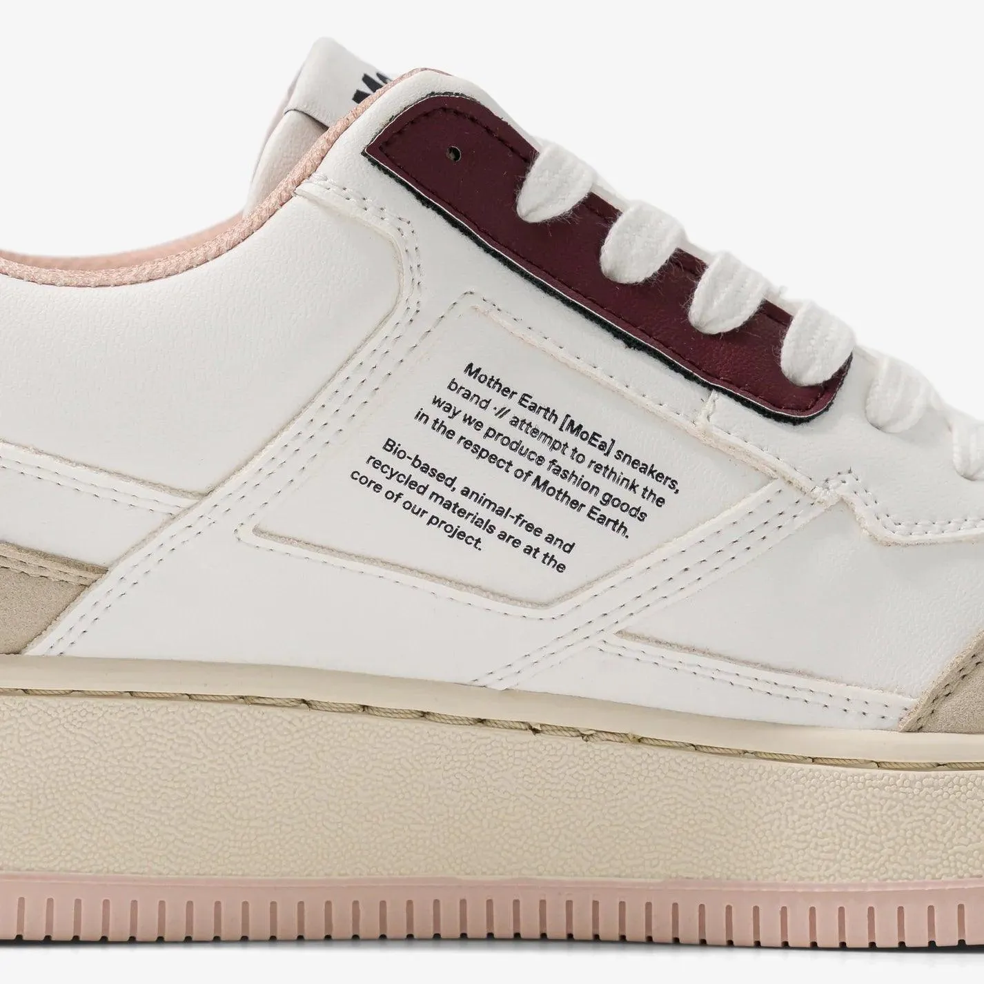 MoEa GEN1 White - Burgundy trainer