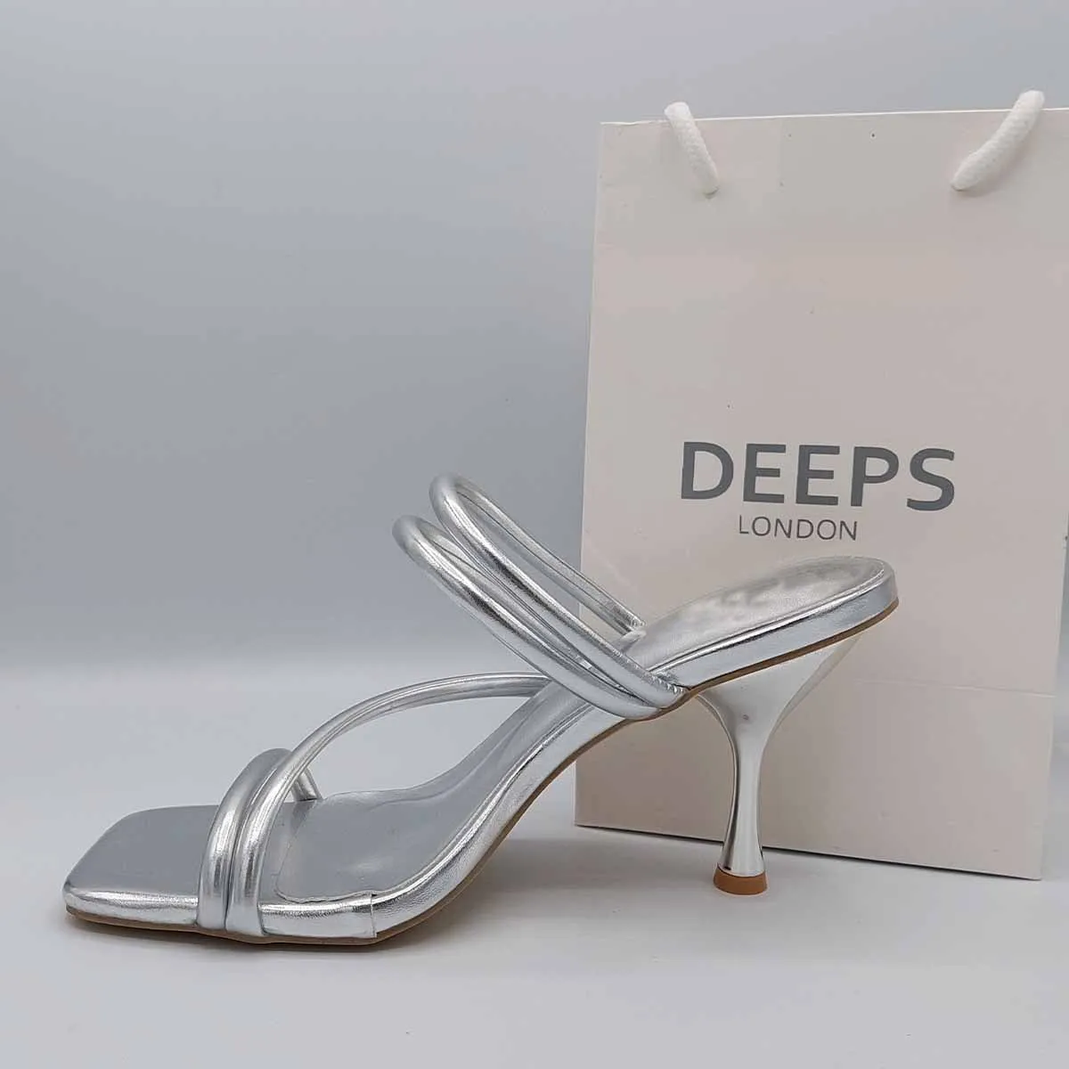 VIDA STRAPPY MULE SANDAL