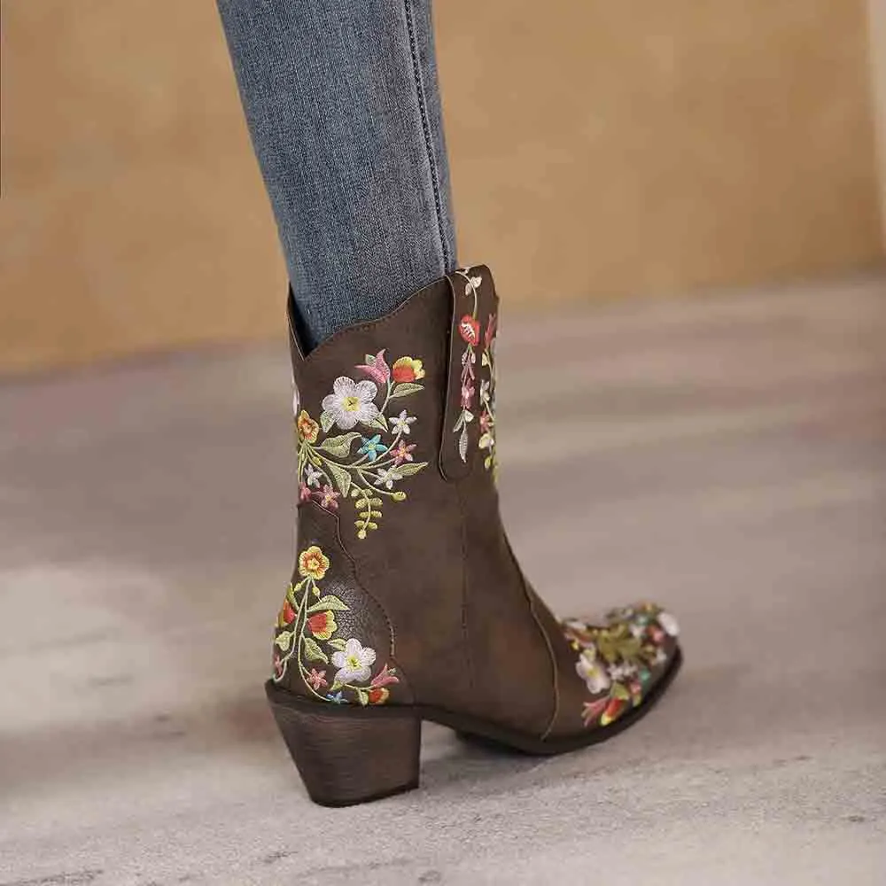 Women's Embroidered Western Short Cowgirl Boots Chunky Heel Boots