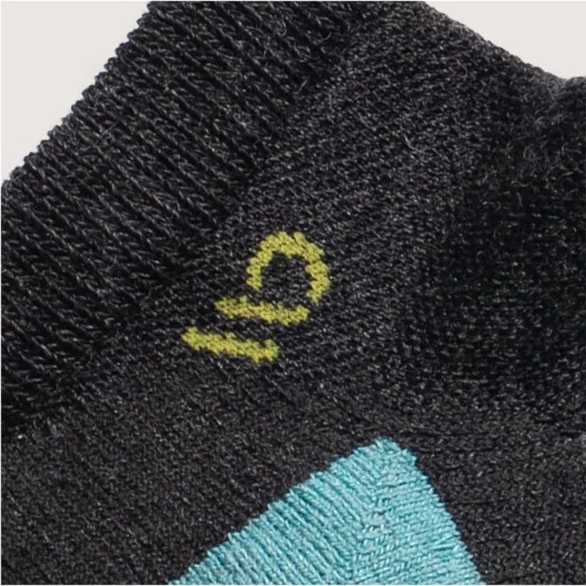 Women's Solid Midweight No Show Socks