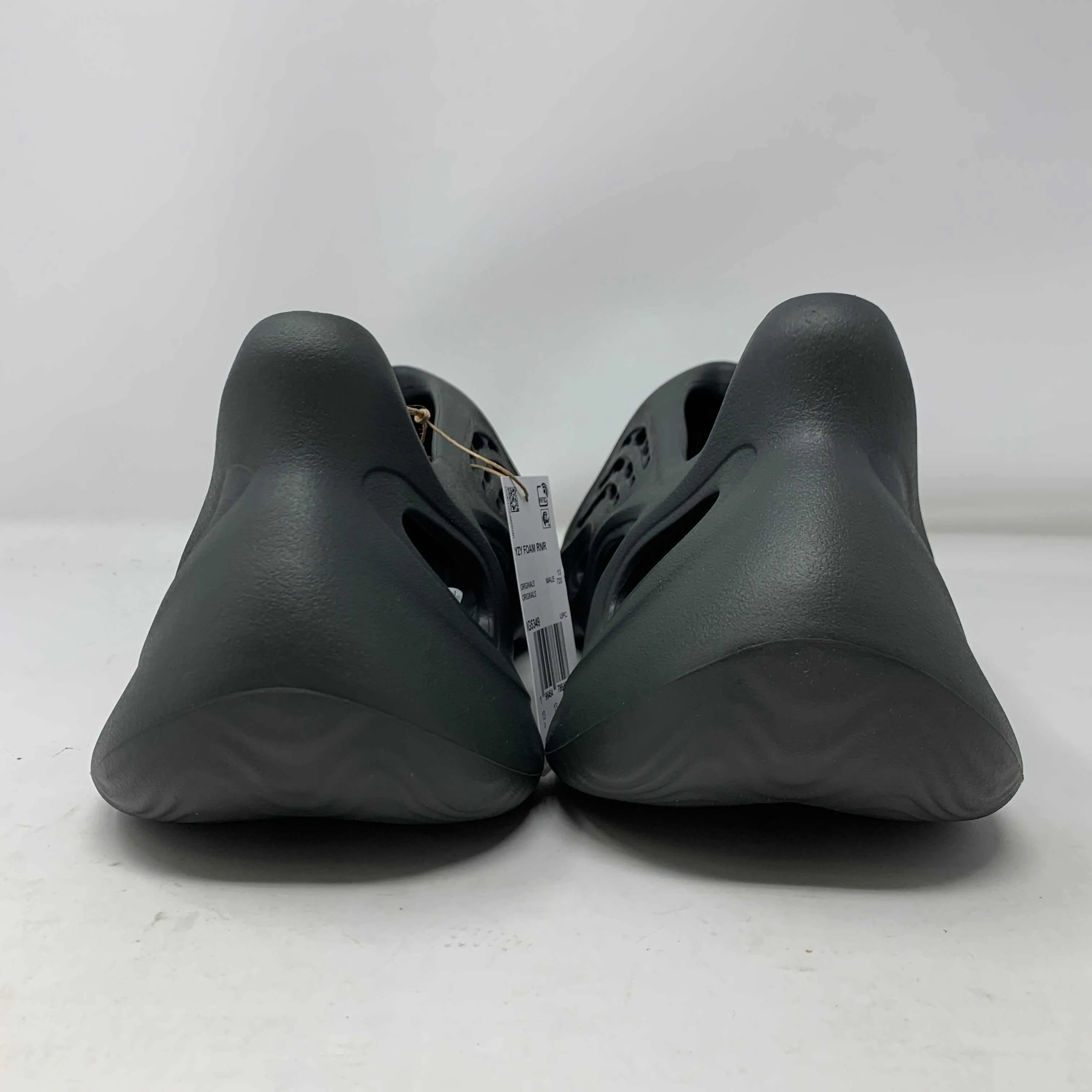 Yeezy Foam Runner Carbon